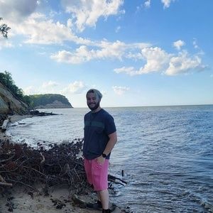 Meet your Posher, Gary